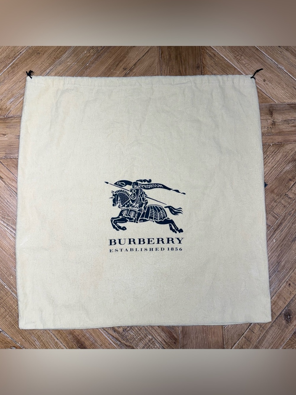 Authentic Burberry Extra Large Tan Brushed Cotton Dust Bag 22.5” x 22.5”